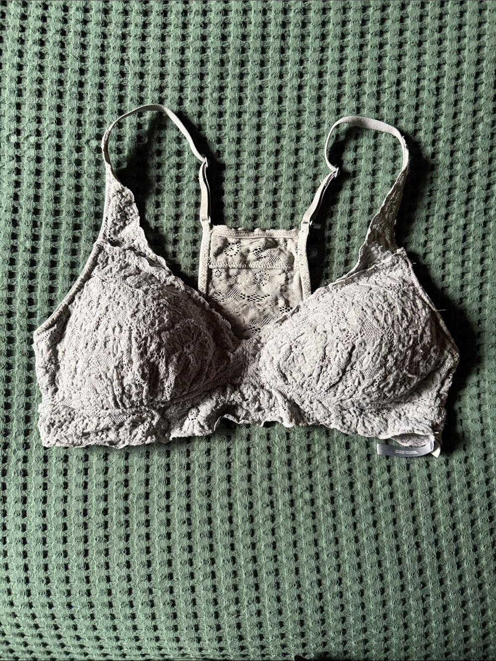 aerie Lace Wireless Bralette in Light Gray